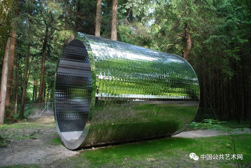 公共藝術(shù)對景觀的視覺補充