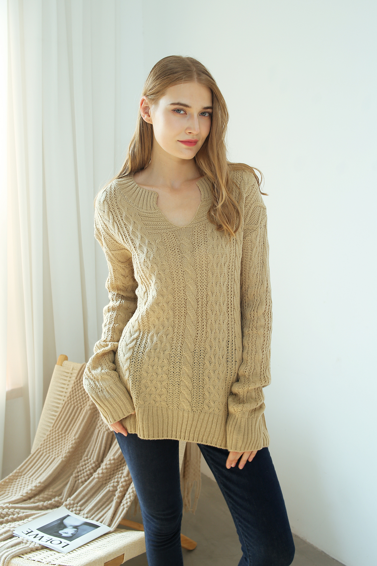 義烏針織服裝模特拍攝 藝術與商業的完美融合